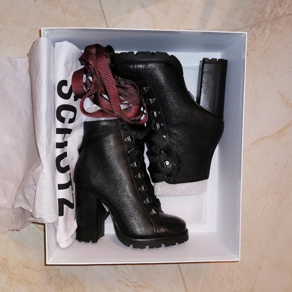 SCHUTZ ZHARA Boots